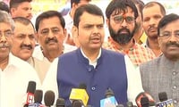 आमच्या काळात राष्ट्रपुरुषांच्या यादीत सावरकरांचं नाव चुकून राहिलं - फडणवीस